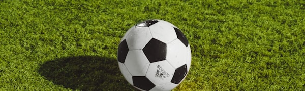 欧冠联赛足球赛夜景灯光球场全景